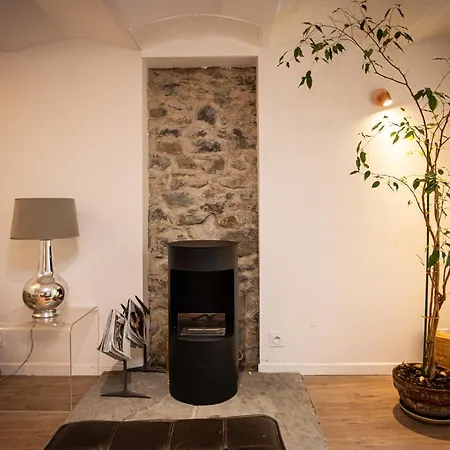 Beautiful Converted One Bedroom